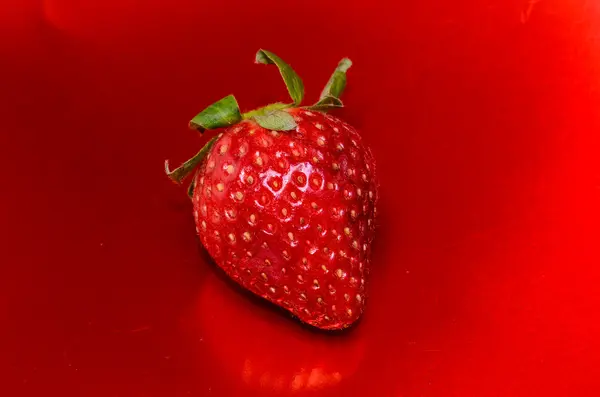 Fresh Ripe Strawberry — Stock Photo, Image