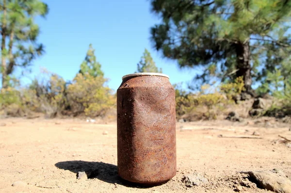 Lata oxidada — Foto de Stock