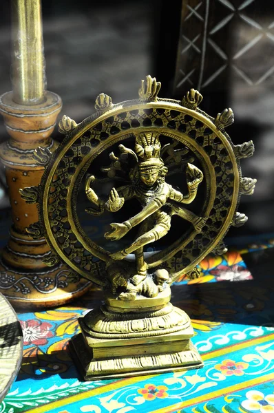 Indiase god gouden standbeeld — Stockfoto