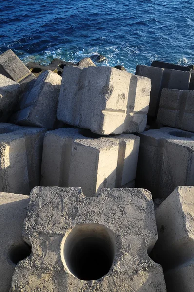 Cubes of Cement Breakwater — Stock Photo, Image