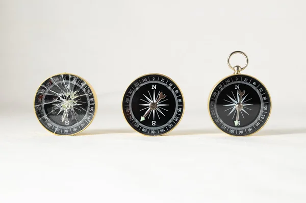 Kompakt kompas — Zdjęcie stockowe