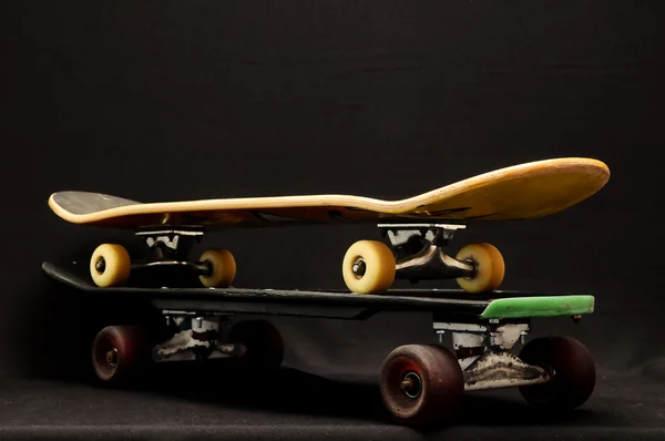 古材スケートボード — ストック写真