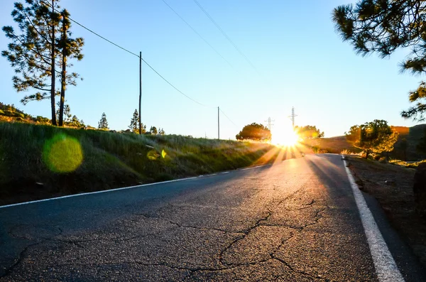 Uzun süre yalnız yol — Stok fotoğraf