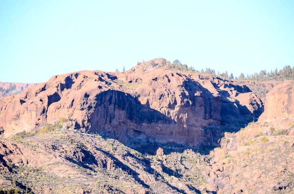 Вулканическая скальная базальтовая формация на Гран-Канарии — стоковое фото