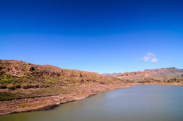 Dunkler See auf Gran Canaria — Stockfoto