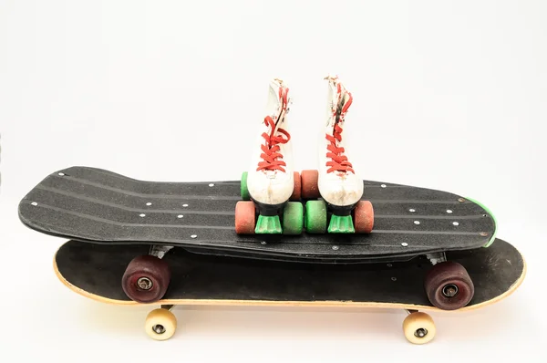 Oude gebruikte houten skateboard — Stockfoto