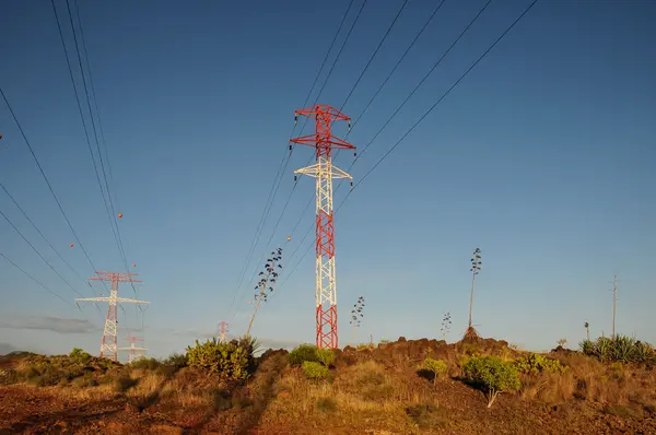 電気送電鉄塔 — ストック写真