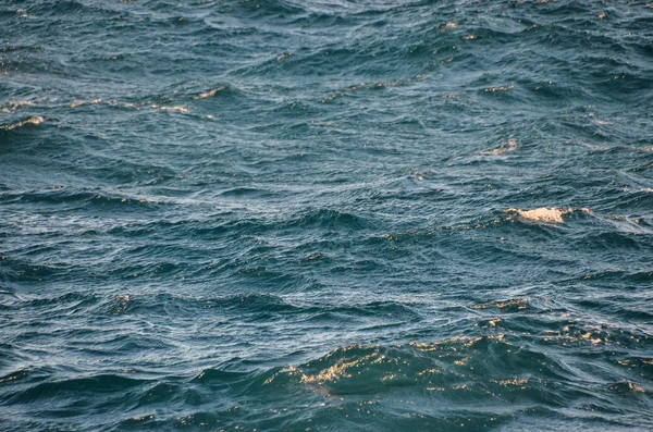 Gedetailleerde textuur van zeewater — Stockfoto