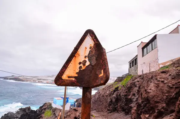 Vintage antiguo oxidado Road Sign — Foto de Stock