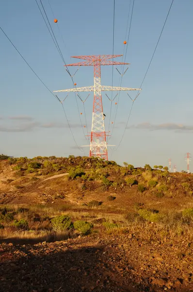 Villamos energia villanyoszlop — Stock Fotó