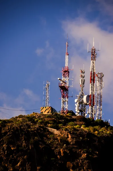 Antenne bianche e rosse — Foto Stock