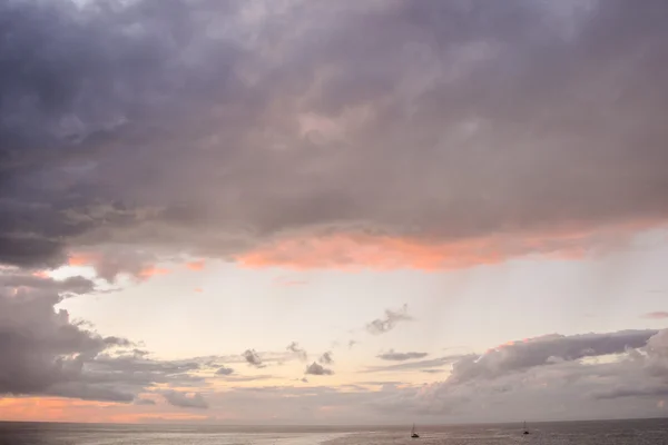 Wolken in de lucht — Stockfoto