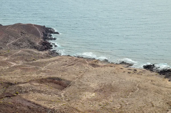 Playa de la costa seca de lava — Foto de Stock