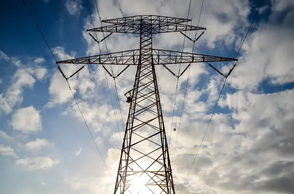 高圧送電塔 — ストック写真