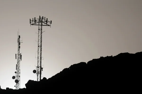 Alcune Antenne Silhouetted — Foto Stock