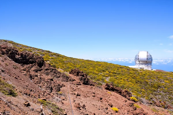 Astronomiska observatorium teleskop — Stockfoto