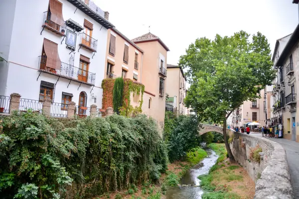 Zicht op de historische stad Granada — Stockfoto