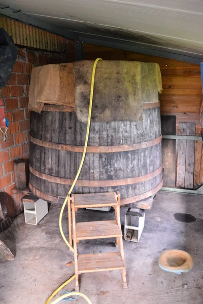 Barril de vinho de madeira clássico — Fotografia de Stock