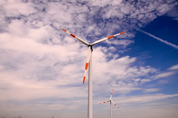 Windmill rüzgar türbini — Stok fotoğraf