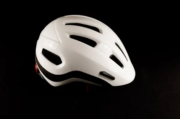 Beyaz Bisiklet Bisiklet Güvenlik kask — Stok fotoğraf