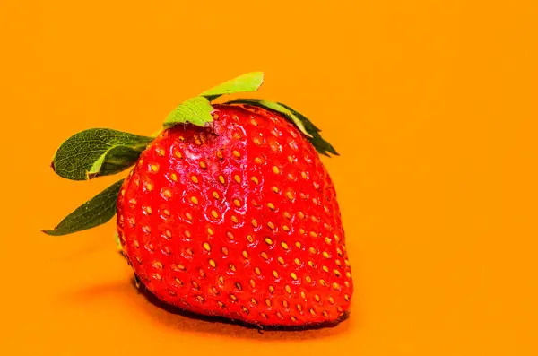 Fresh Ripe Strawberry — Stock Photo, Image