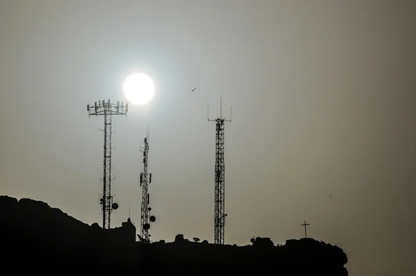 Einige silhouettierte Antennen — Stockfoto