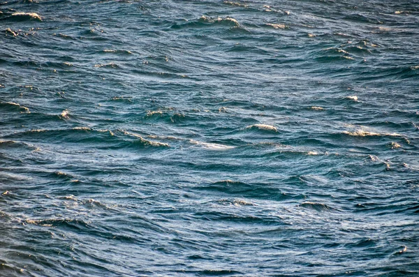 Detailní textury mořské vody — Stock fotografie