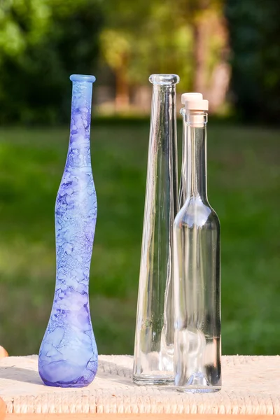 Vintage staromódní skleněná láhev — Stock fotografie