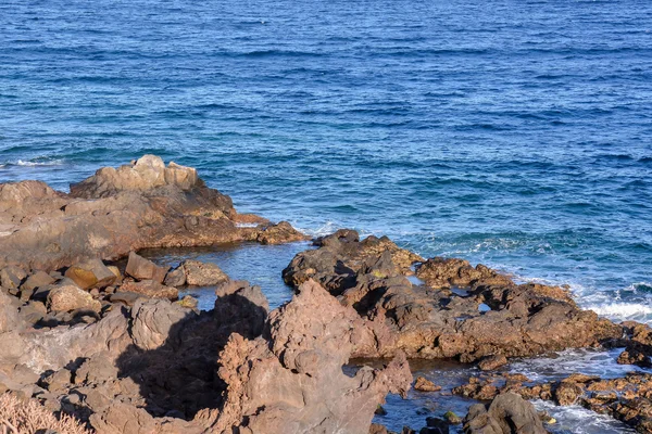 Spiaggia della costa lavica secca — Foto Stock