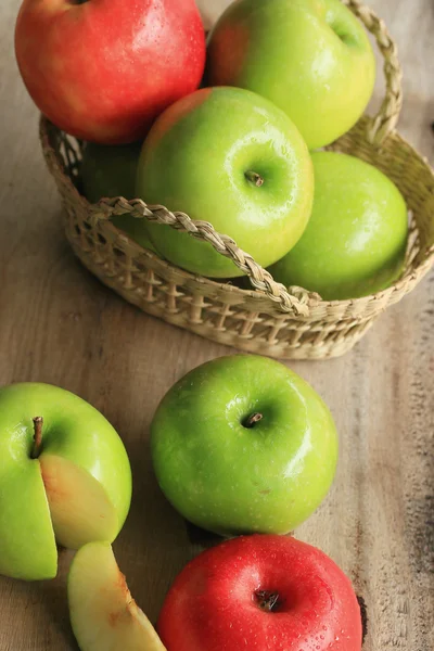 Fruta verde manzana fresca —  Fotos de Stock