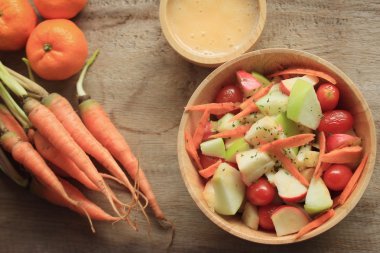 salata taze elma meyve 