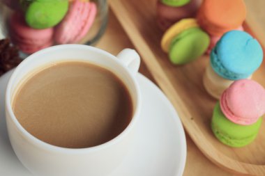 macaroons ve sıcak kahve