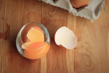 taze yumurta sarısı yumurta kutusu