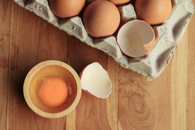 taze yumurta sarısı yumurta kutusu