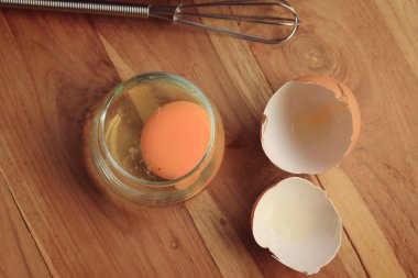 taze yumurta sarısı yumurta kutusu