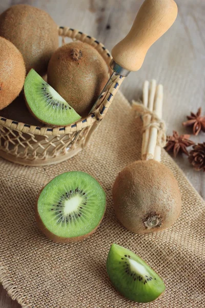 Fresh sweet kiwifruit fruit — Stock Photo, Image