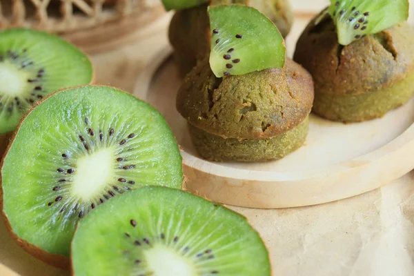 Brioșe prăjituri cu kiwifruit — Fotografie, imagine de stoc