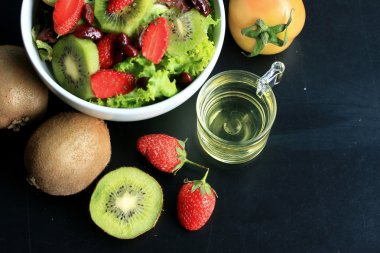 salata karışımı taze meyve