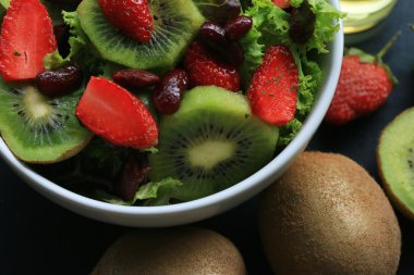 salata karışımı taze meyve