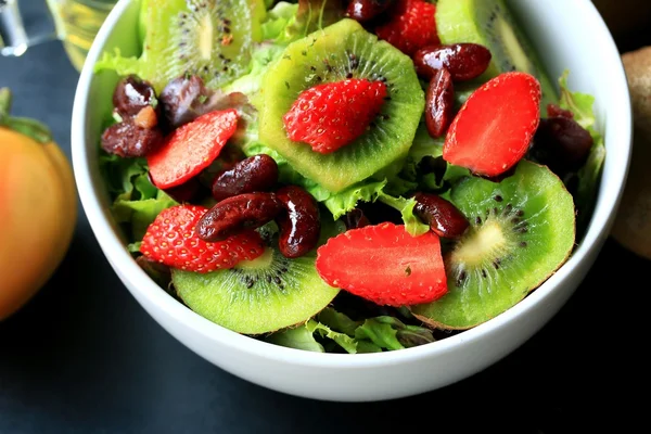 salata karışımı taze meyve