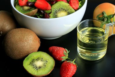 salata karışımı taze meyve