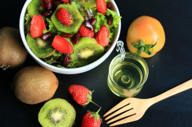 salata karışımı taze meyve