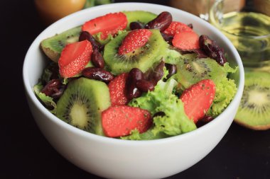 salata karışımı taze meyve