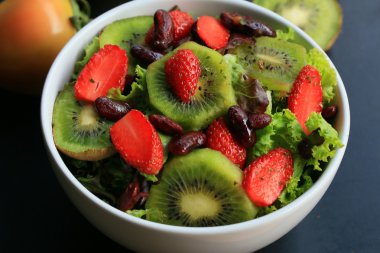 salata karışımı taze meyve