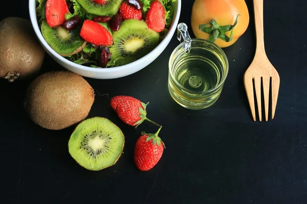 salata karışımı taze meyve