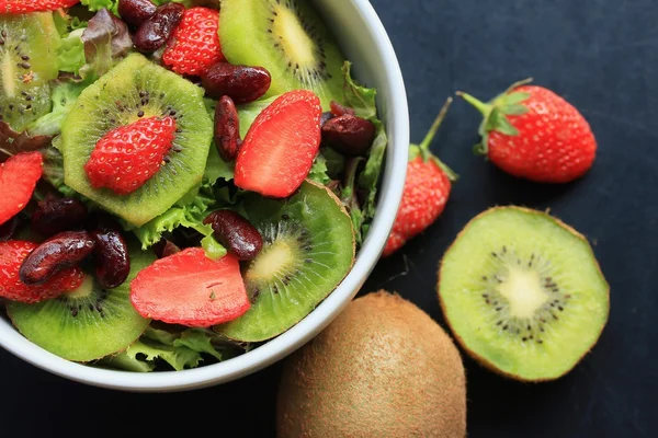 Salata karışımı taze meyve — Stok fotoğraf