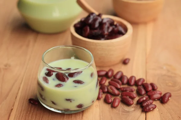 soybean milk red beans