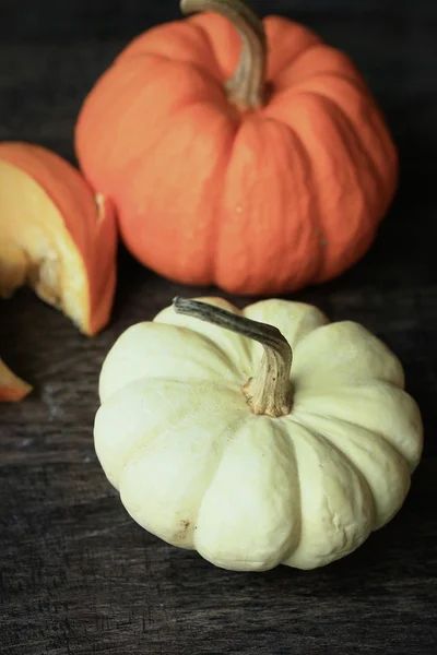 Zucche fantasia bianco e arancione — Foto Stock