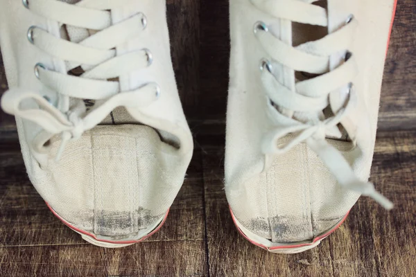 Fehér cipők és zokni — Stock Fotó