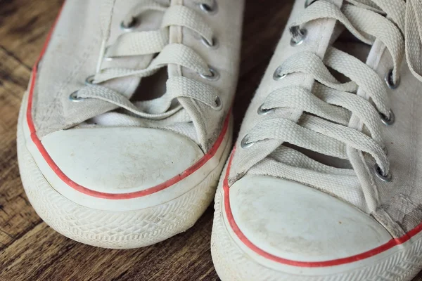 Zapatillas y calcetines blancos — Foto de Stock